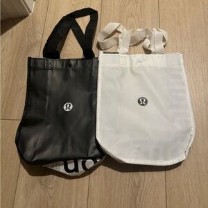 Lululemon bags (2)